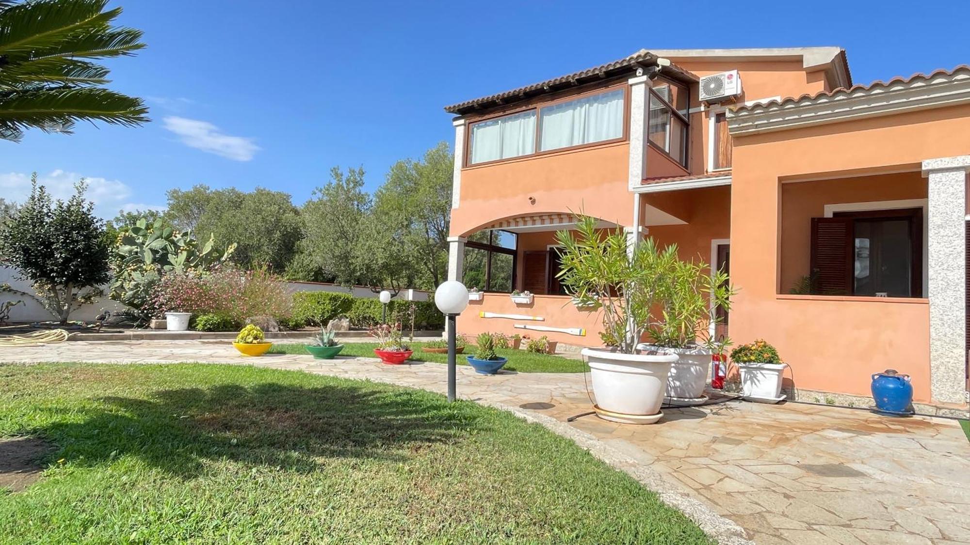Sardegna - Villa Mirto & Flowers Olbia Extérieur photo