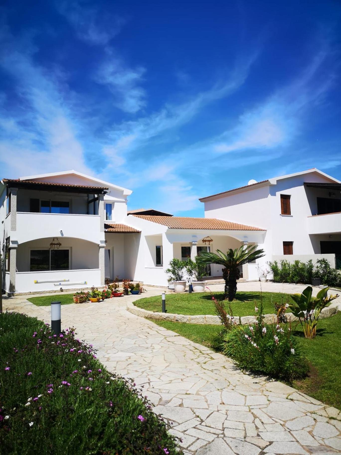 Sardegna - Villa Mirto & Flowers Olbia Extérieur photo